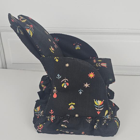 VTG upholstered chair pin cushion holds sewing tools notions 10x7x7 collectible - Picture 9 of 15